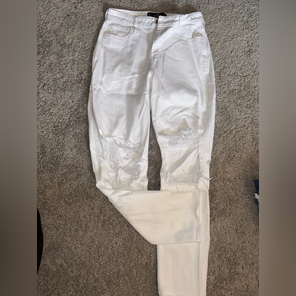 White Hollister jeans